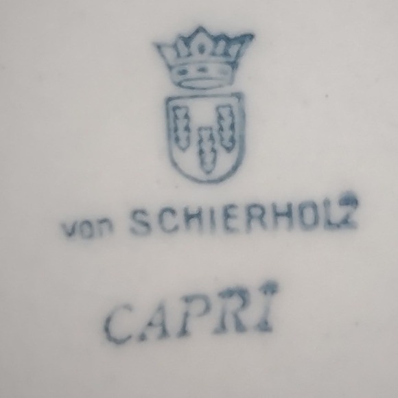 Von Schierholz Capri Porcelain Trinket Box w/Lid 6" Diameter 2" Height - Picture 5 of 9